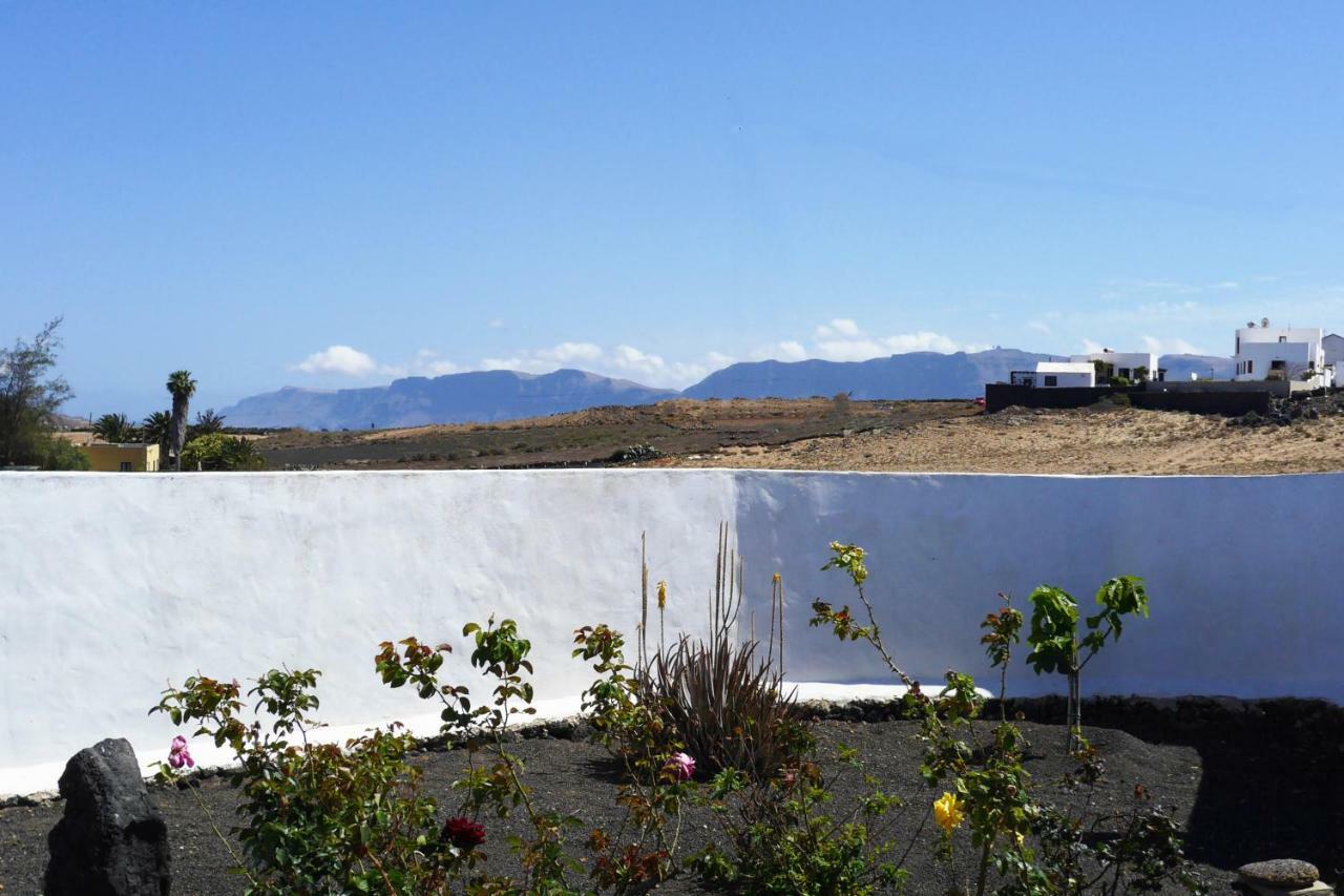 Casa El Gallo Teguise (Lanzarote) Exterior foto