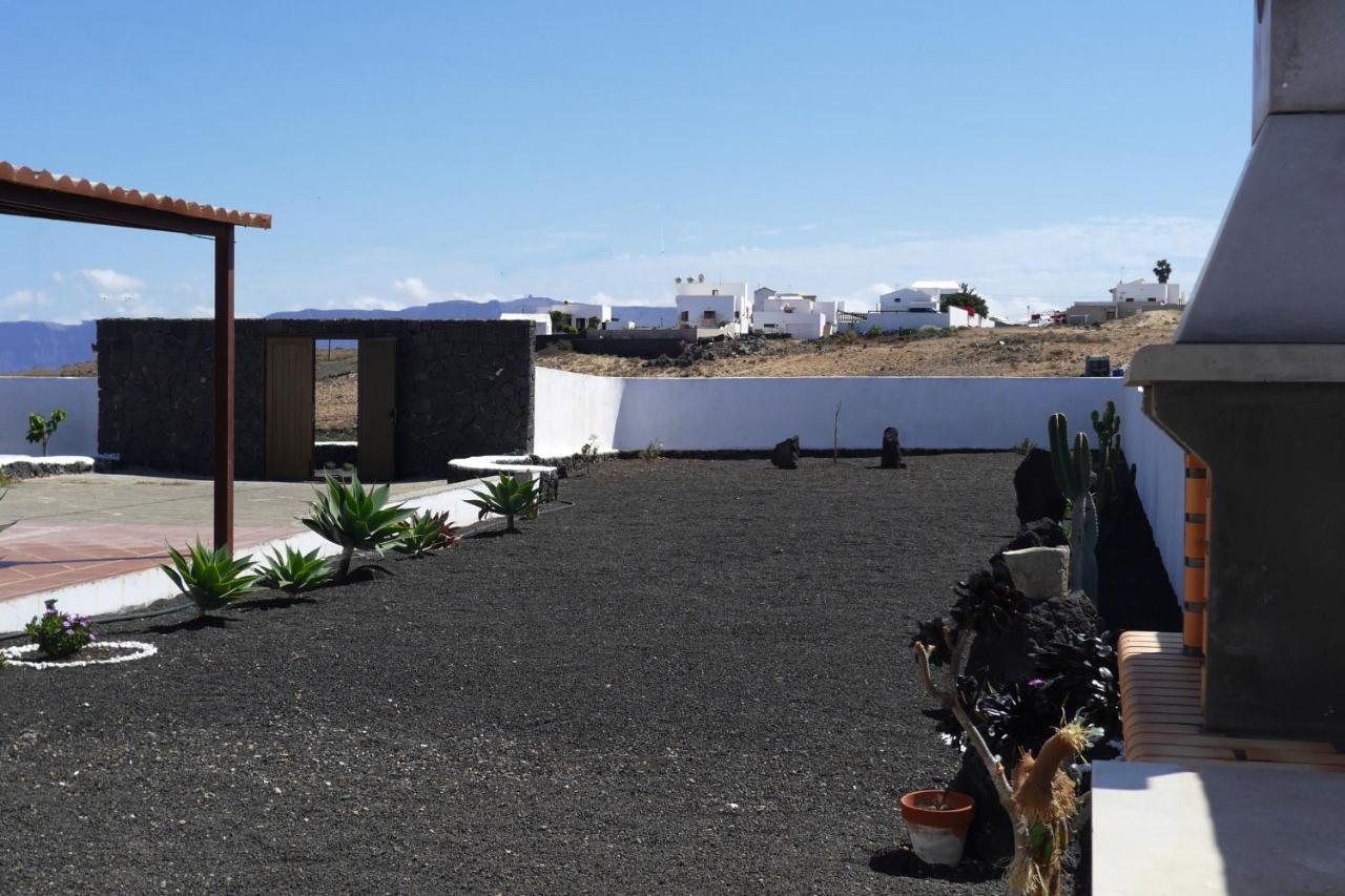 Casa El Gallo Teguise (Lanzarote) Exterior foto